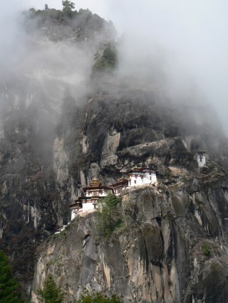 Taktshang_(Tiger's_Nest)_Monastery,_Paro_Valley